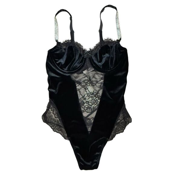 Victoria’s Secret Women’s Medium Black Velvet Very Sexy Wicked Teddy Lingerie - Picture 3 of 11